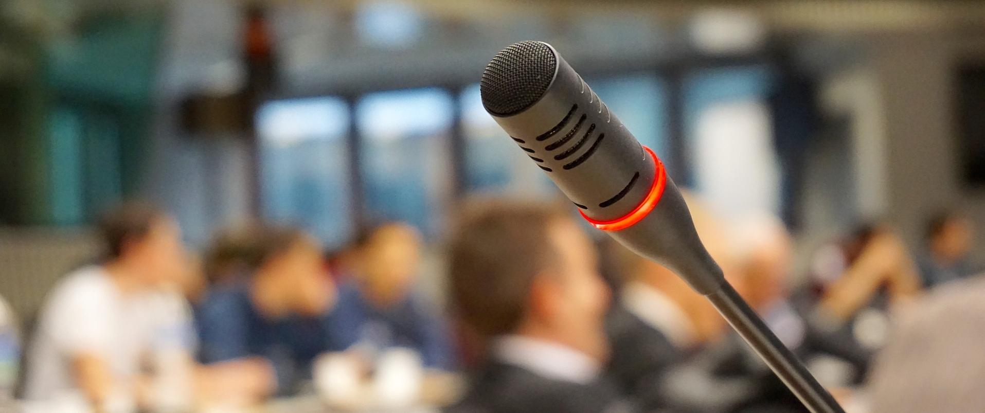 Microphone